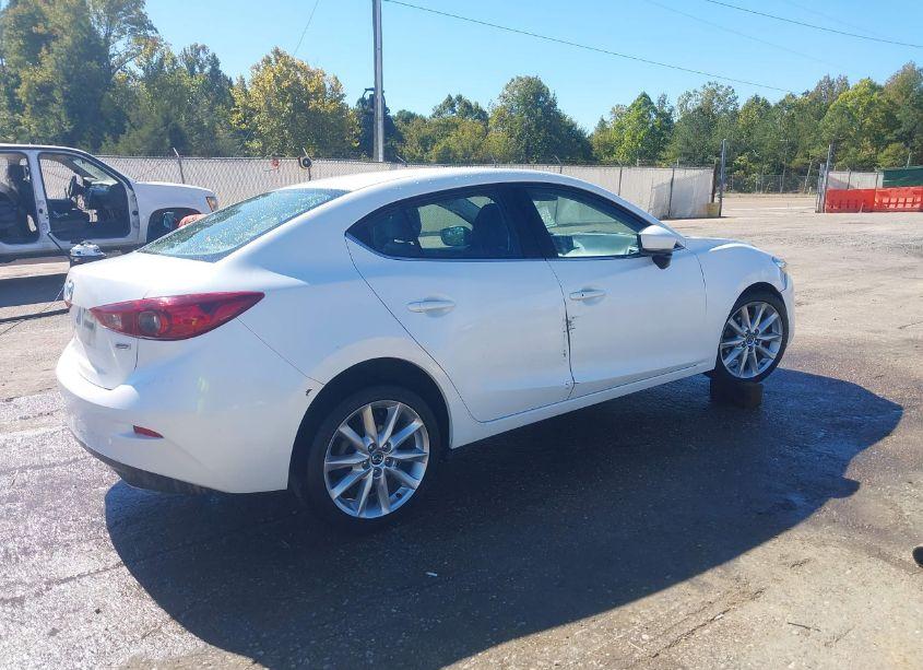 Photo 4 of 2017 Mazda Mazda3 TOURING (VIN 3MZBN1V77HM116257)