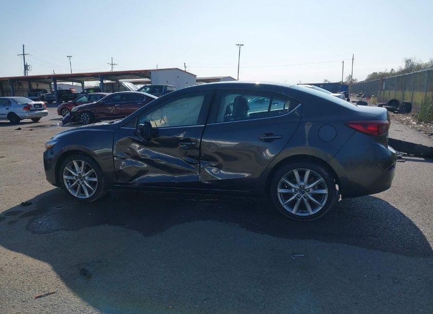 Photo 14 of 2017 Mazda Mazda3 TOURING (VIN 3MZBN1V78HM115859)