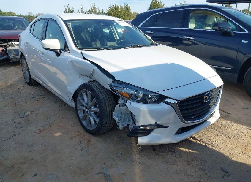 2017 Mazda Mazda3 TOURING (VIN 3MZBN1V7XHM135966) main photo