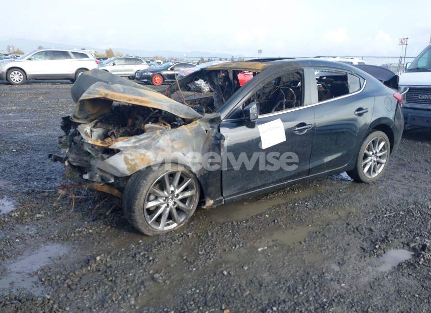 Photo 2 of 2018 Mazda Mazda3 GRAND TOURING (VIN 3MZBN1W35JM159044)