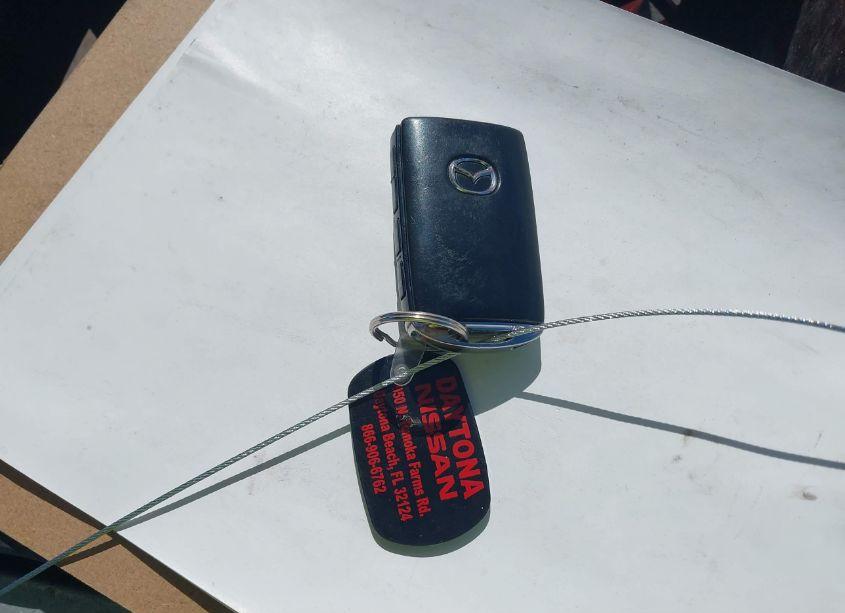 Photo 11 of 2021 Mazda Mazda3 2.0 (VIN 3MZBPAA75MM200152)