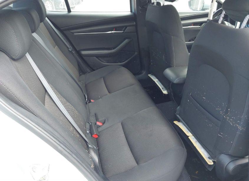 Photo 8 of 2021 Mazda Mazda3 2.0 (VIN 3MZBPAA75MM200152)