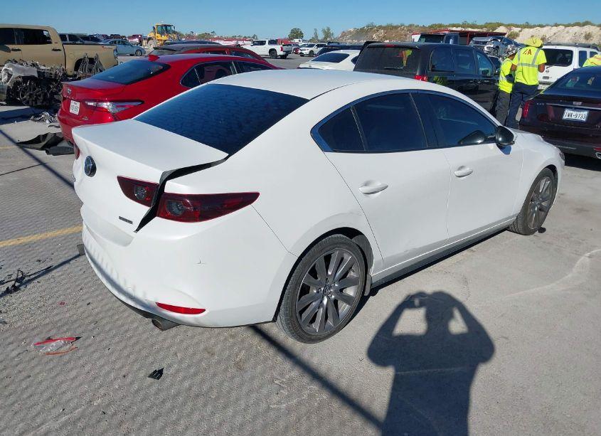 Photo 4 of 2019 Mazda Mazda3 SELECT PACKAGE (VIN 3MZBPAAL1KM112628)
