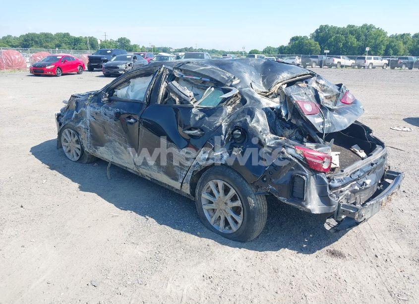 Photo 3 of 2021 Mazda Mazda3 2.5 S (VIN 3MZBPAAL2MM253288)