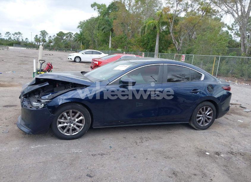 Photo 13 of 2021 Mazda Mazda3 2.5 S (VIN 3MZBPAAL2MM253355)