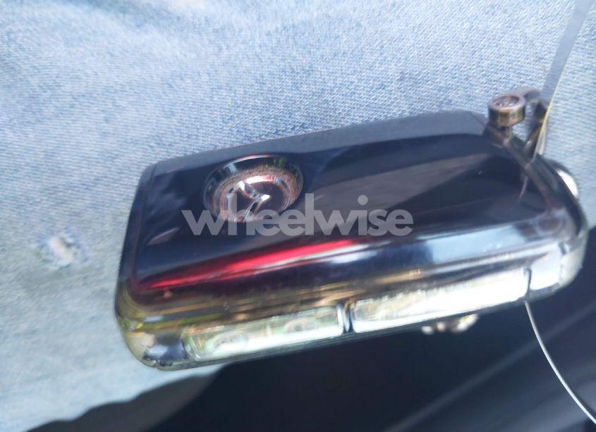 Photo 11 of 2021 Mazda Mazda3 2.5 S (VIN 3MZBPAAL3MM200518)