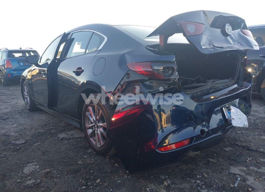 Photo 3 of 2021 Mazda Mazda3 2.5 S (VIN 3MZBPAAL3MM200518)