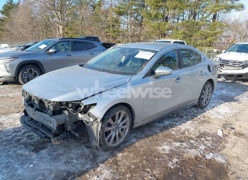 Photo 2 of 2019 Mazda Mazda3 SELECT PACKAGE (VIN 3MZBPAAL4KM109139)