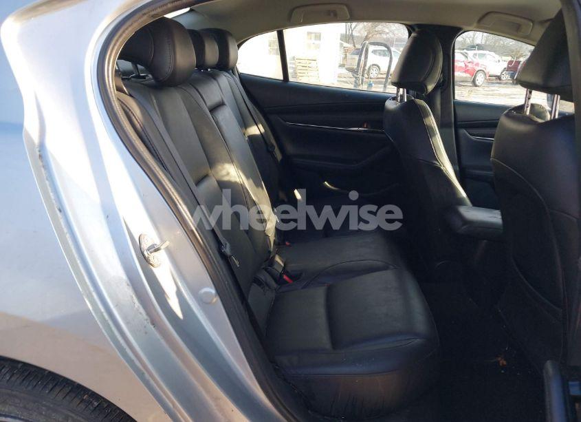 Photo 8 of 2019 Mazda Mazda3 SELECT PACKAGE (VIN 3MZBPAAL4KM109139)