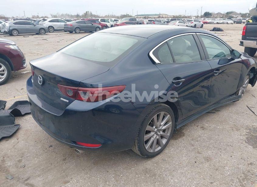 Photo 4 of 2019 Mazda Mazda3 SELECT PACKAGE (VIN 3MZBPAAL5KM107688)
