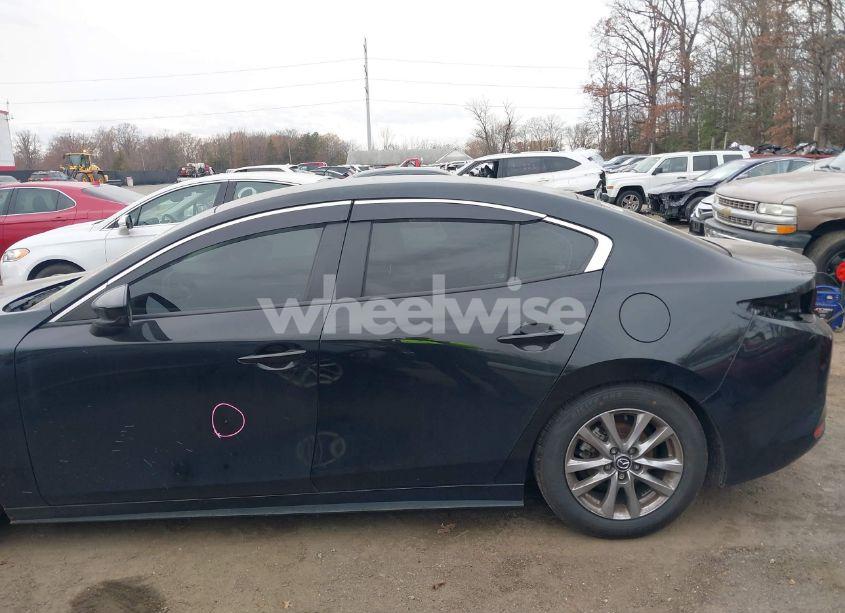 Photo 15 of 2021 Mazda Mazda3 2.5 S (VIN 3MZBPAAL8MM201924)