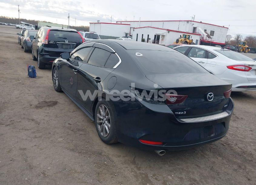 Photo 3 of 2021 Mazda Mazda3 2.5 S (VIN 3MZBPAAL8MM201924)