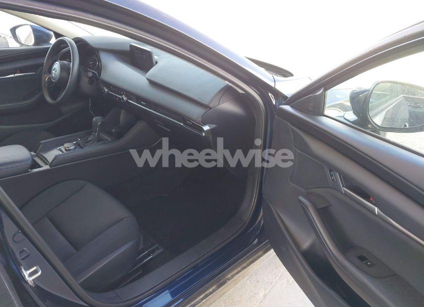 Photo 5 of 2024 Mazda Mazda3 2.5 S (VIN 3MZBPAAM4RM423330)