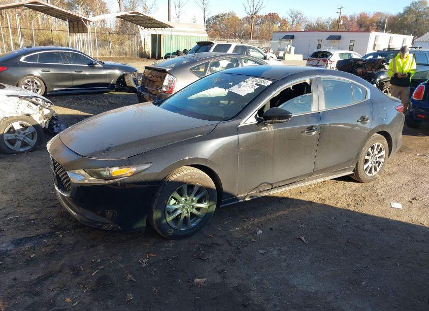 Photo 2 of 2024 Mazda Mazda3 2.5 S (VIN 3MZBPAAMXRM411344)