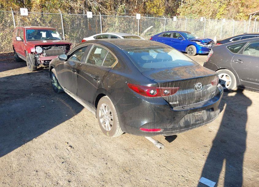 Photo 3 of 2024 Mazda Mazda3 2.5 S (VIN 3MZBPAAMXRM411344)