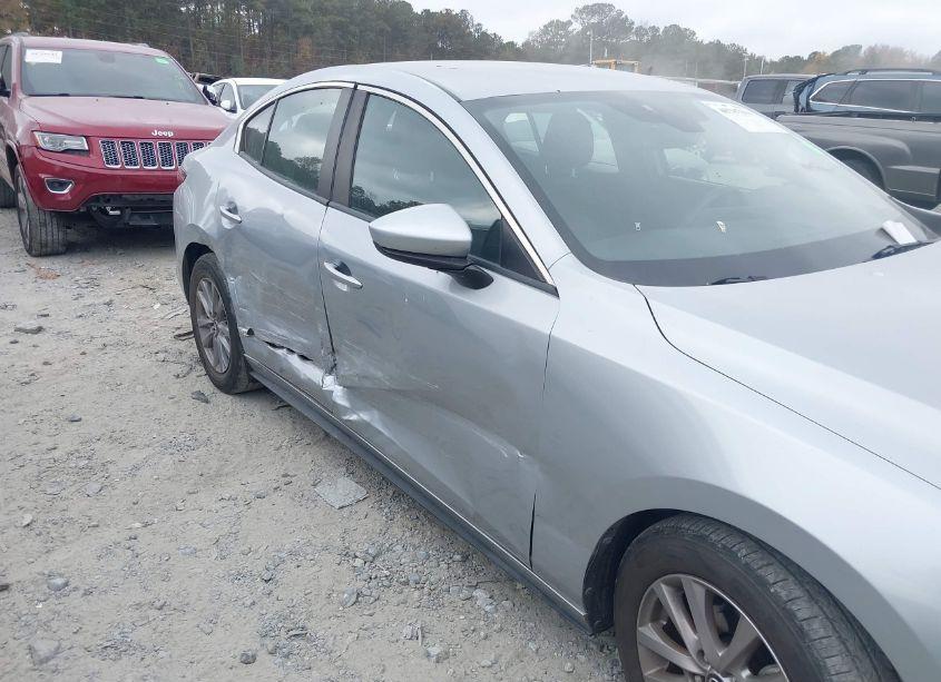 Photo 6 of 2019 Mazda Mazda3 (VIN 3MZBPABL0KM114059)