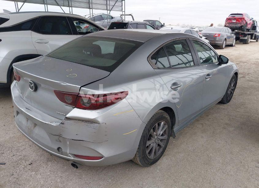 Photo 4 of 2019 Mazda Mazda3 (VIN 3MZBPABL3KM114105)