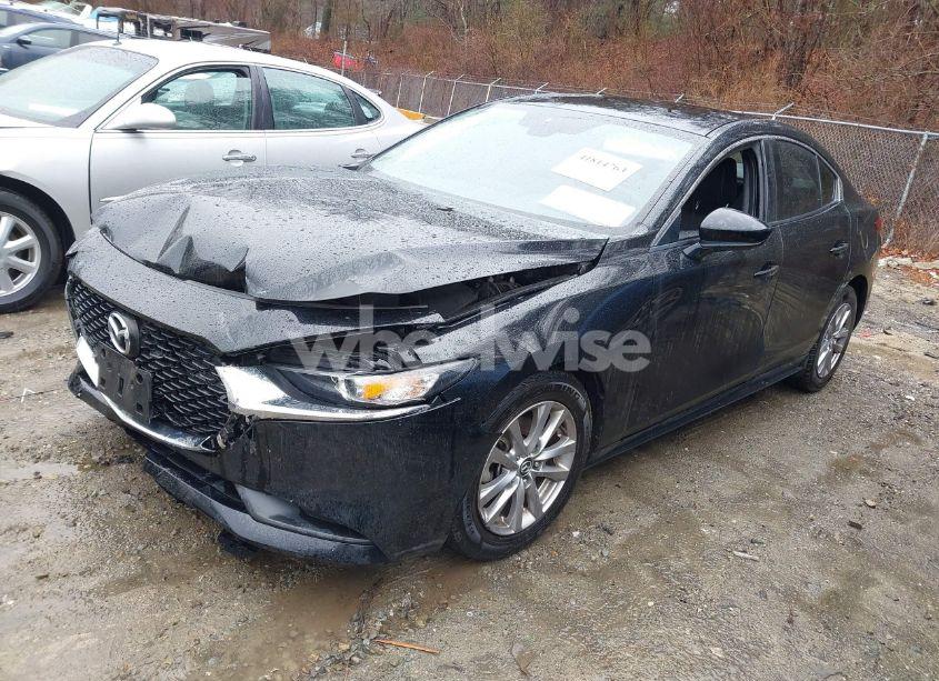 Photo 2 of 2019 Mazda Mazda3 (VIN 3MZBPABL7KM110476)