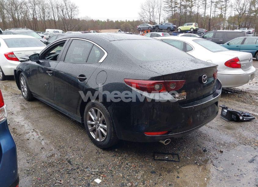 Photo 3 of 2019 Mazda Mazda3 (VIN 3MZBPABL7KM110476)