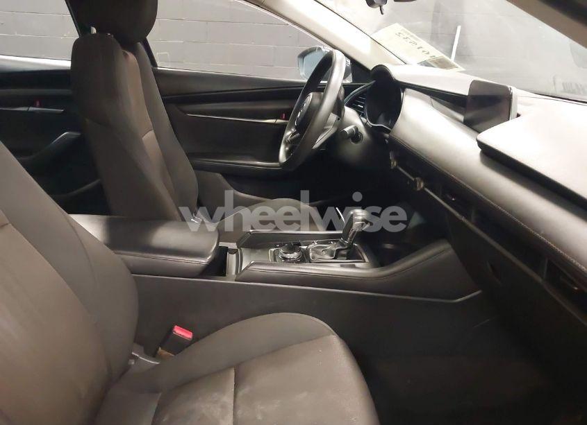 Photo 5 of 2019 Mazda Mazda3 (VIN 3MZBPABL8KM111622)