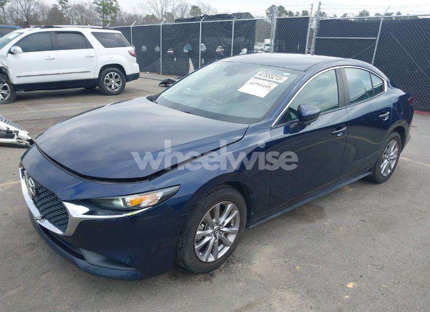 Photo 2 of 2019 Mazda Mazda3 (VIN 3MZBPABL9KM113685)