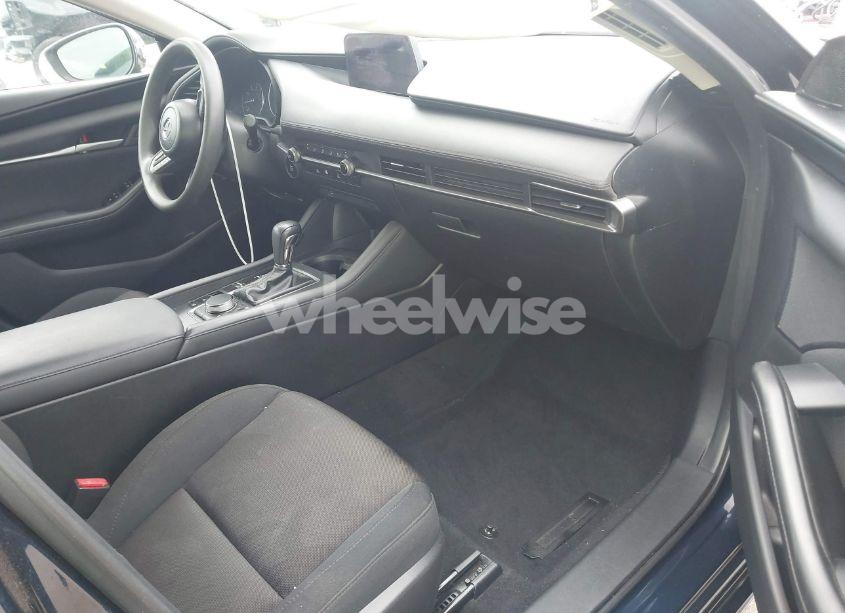 Photo 5 of 2019 Mazda Mazda3 (VIN 3MZBPABL9KM113685)