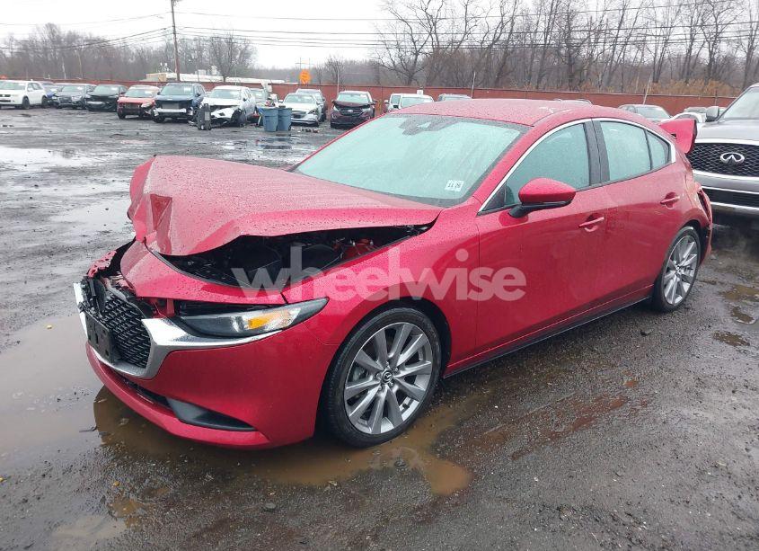 Photo 2 of 2021 Mazda Mazda3 SELECT (VIN 3MZBPABLXMM251819)