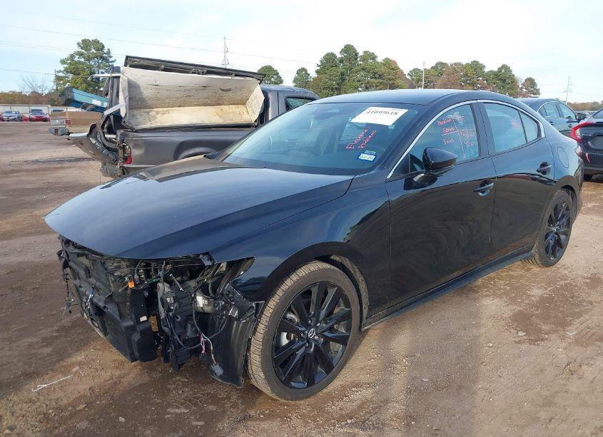 Photo 2 of 2024 Mazda Mazda3 2.5 S SELECT SPORT (VIN 3MZBPABM3RM414116)