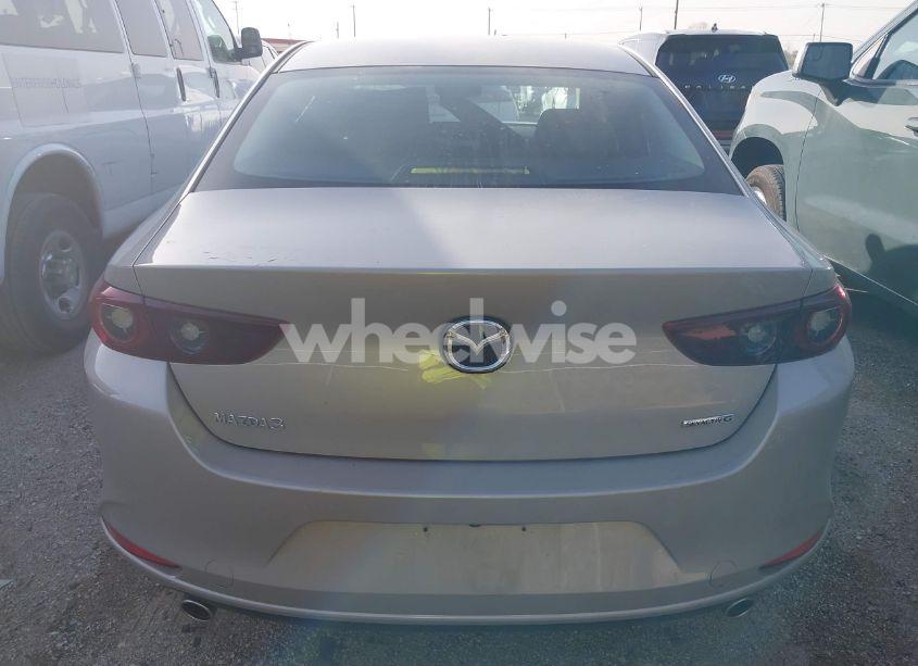 Photo 16 of 2024 Mazda Mazda3 2.5 S SELECT SPORT (VIN 3MZBPABM3RM427030)