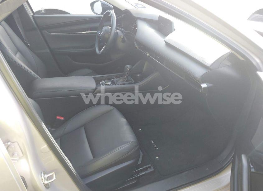 Photo 5 of 2024 Mazda Mazda3 2.5 S SELECT SPORT (VIN 3MZBPABM3RM427030)