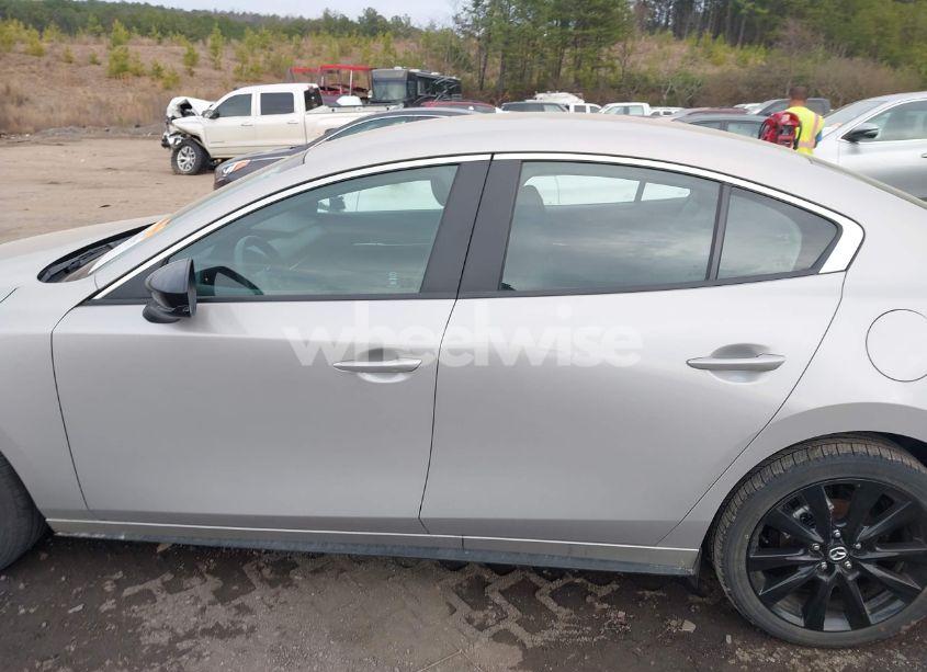 Photo 14 of 2024 Mazda Mazda3 2.5 S SELECT SPORT (VIN 3MZBPABM5RM425988)