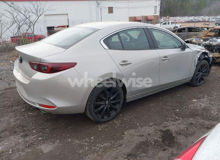 Photo 4 of 2024 Mazda Mazda3 2.5 S SELECT SPORT (VIN 3MZBPABM5RM425988)