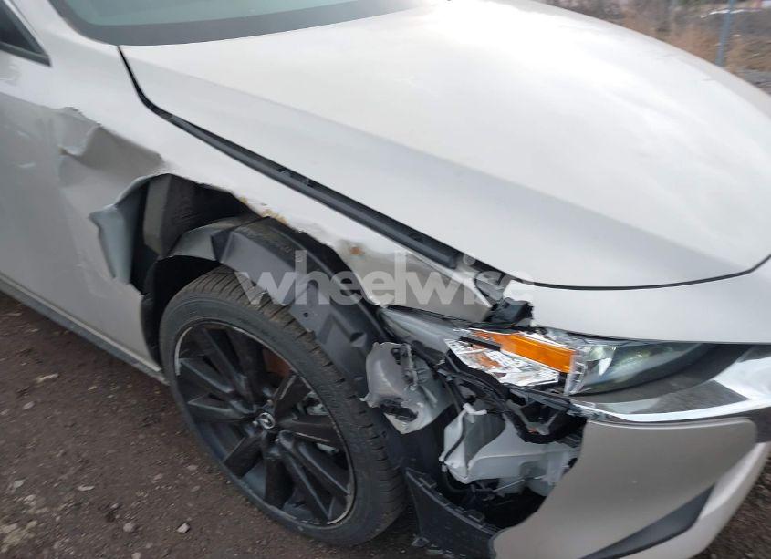 Photo 6 of 2024 Mazda Mazda3 2.5 S SELECT SPORT (VIN 3MZBPABM5RM425988)