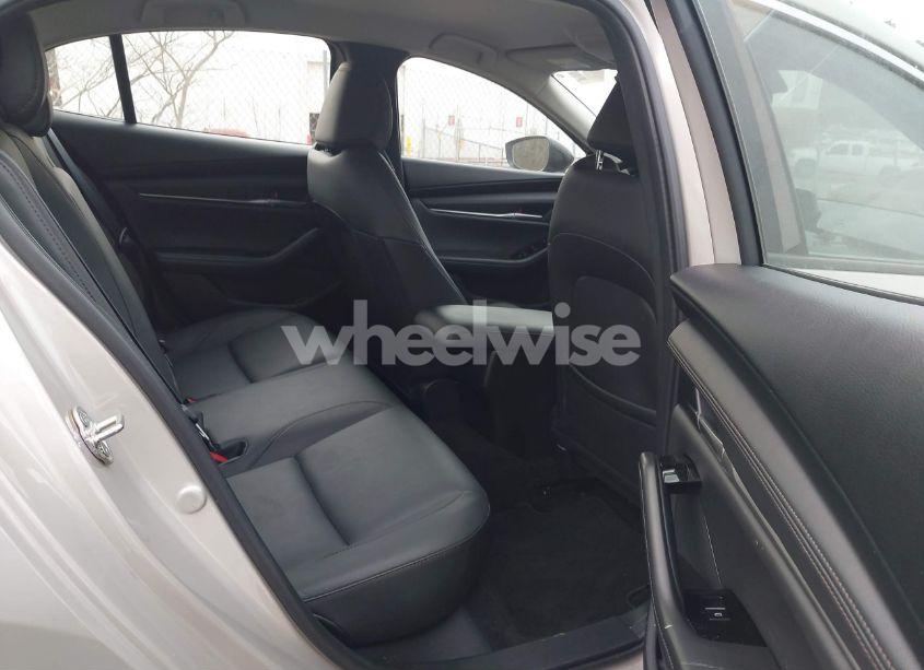 Photo 8 of 2024 Mazda Mazda3 2.5 S SELECT SPORT (VIN 3MZBPABM5RM425988)