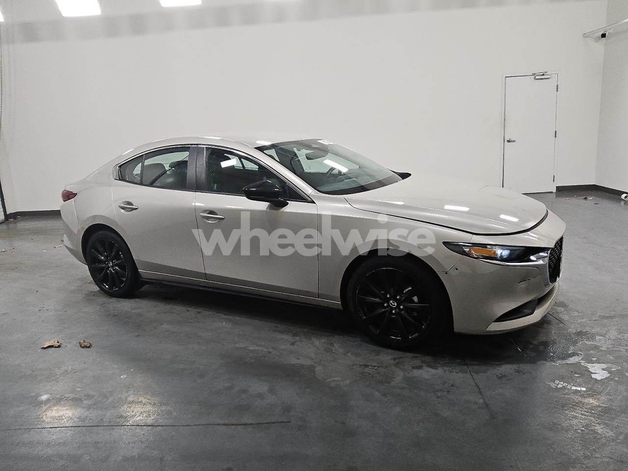 Photo 4 of 2024 MAZDA 3 SELECT SPORT (VIN 3MZBPABM5RM426168)