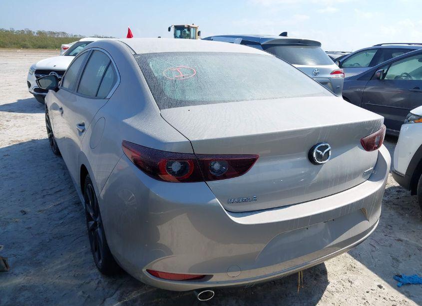 Photo 3 of 2024 Mazda Mazda3 2.5 S SELECT SPORT (VIN 3MZBPABMXRM405834)