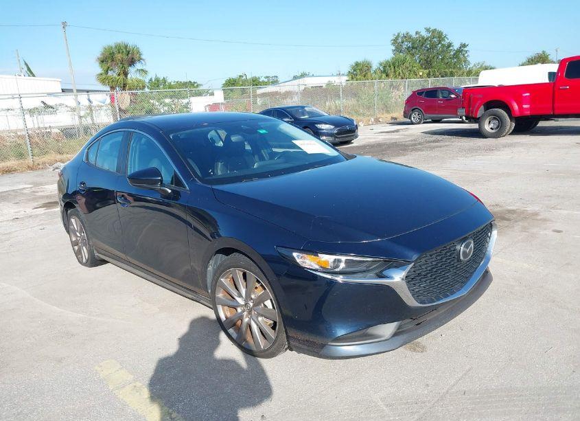 2020 Mazda Mazda3 SELECT PACKAGE (VIN 3MZBPACL4LM129020) main photo