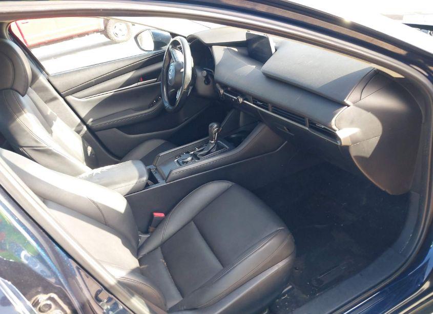Photo 5 of 2020 Mazda Mazda3 SELECT PACKAGE (VIN 3MZBPACL4LM129020)