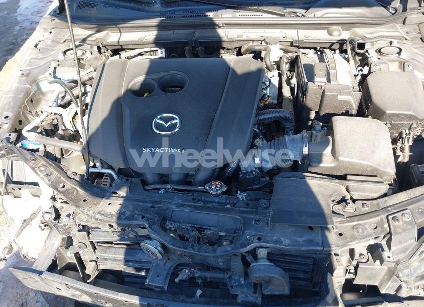 Photo 10 of 2019 Mazda Mazda3 PREMIUM PACKAGE (VIN 3MZBPACM7KM100117)