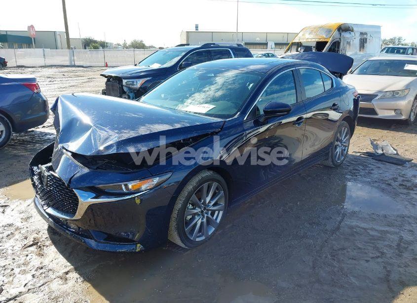 Photo 2 of 2024 Mazda Mazda3 2.5 S PREFERRED (VIN 3MZBPACM9RM435955)