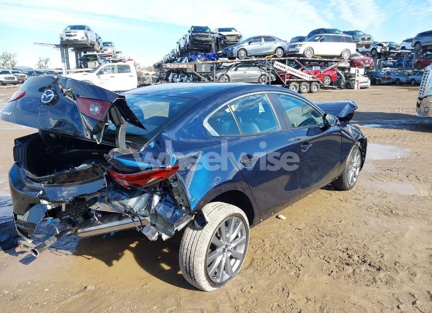 Photo 4 of 2024 Mazda Mazda3 2.5 S PREFERRED (VIN 3MZBPACM9RM435955)