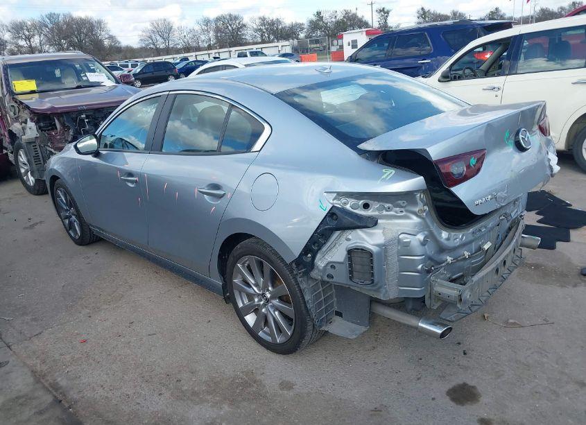 Photo 3 of 2020 Mazda Mazda3 PREFERRED PACKAGE (VIN 3MZBPADL4LM138427)