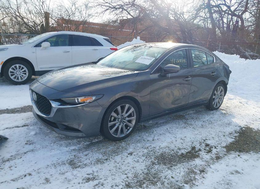 Photo 2 of 2019 Mazda Mazda3 PREFERRED PACKAGE (VIN 3MZBPADL9KM110802)