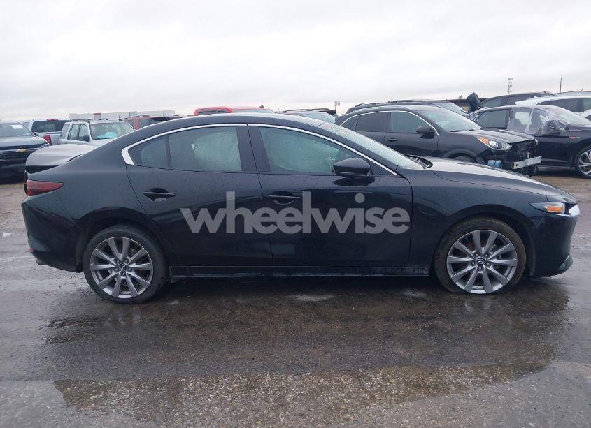 Photo 13 of 2020 Mazda Mazda3 PREFERRED PACKAGE (VIN 3MZBPADLXLM119509)