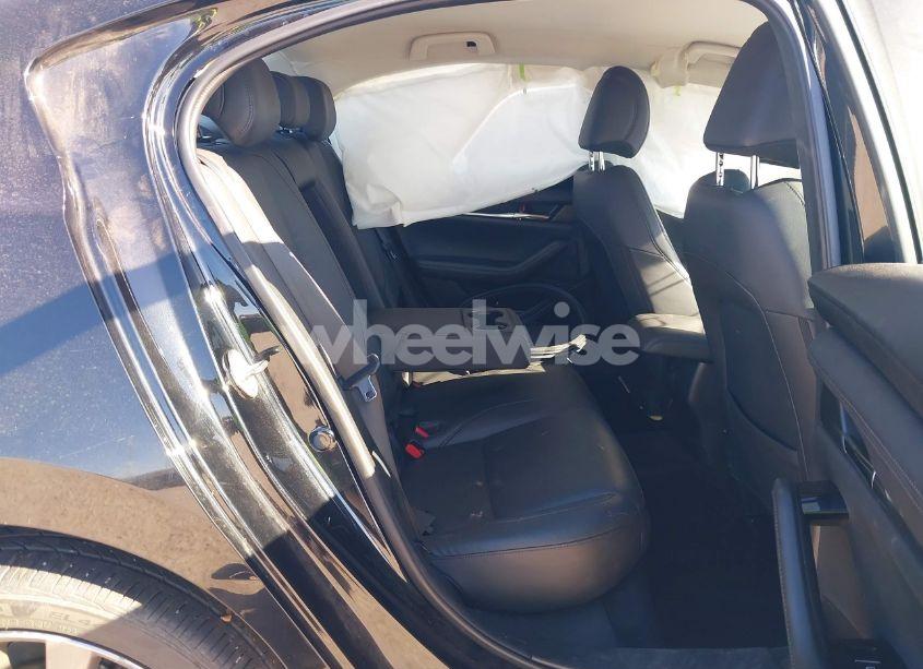 Photo 8 of 2020 Mazda Mazda3 PREFERRED PACKAGE (VIN 3MZBPADLXLM119509)