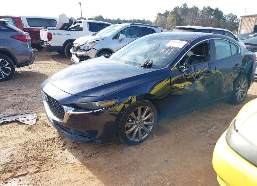 Photo 2 of 2019 Mazda Mazda3 PREMIUM PACKAGE (VIN 3MZBPAEM3KM104890)