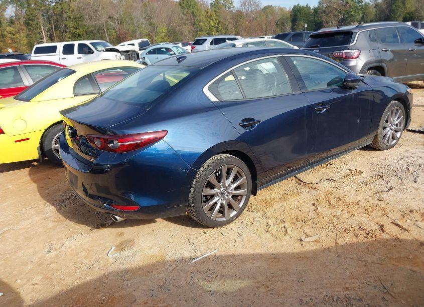 Photo 4 of 2019 Mazda Mazda3 PREMIUM PACKAGE (VIN 3MZBPAEM3KM104890)