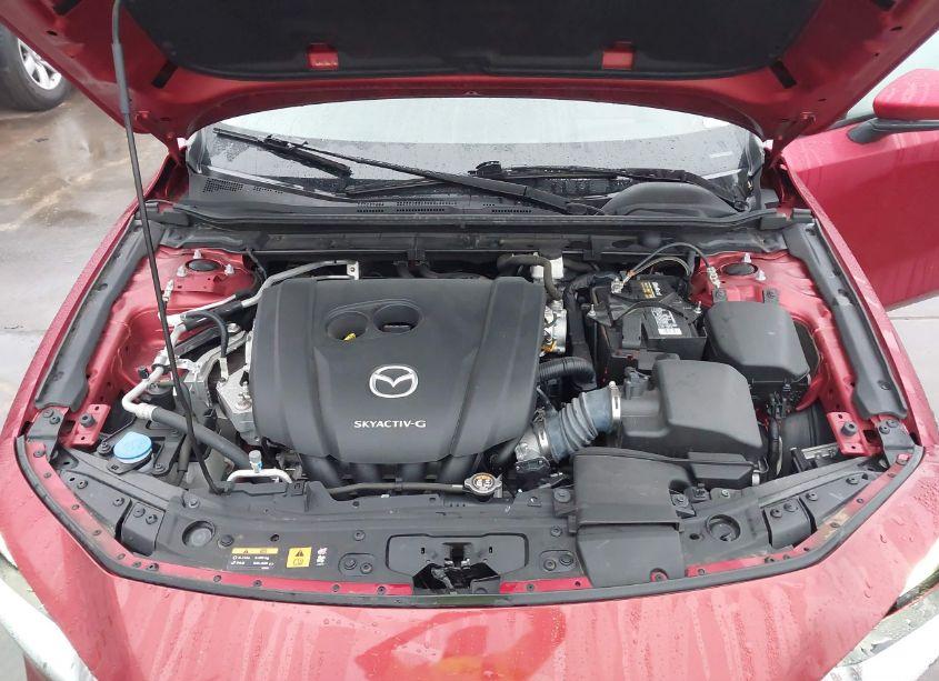 Photo 10 of 2019 Mazda Mazda3 PREMIUM PACKAGE (VIN 3MZBPAEM5KM103837)