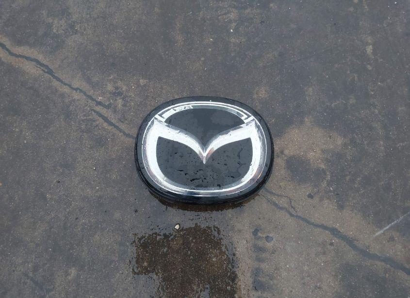 Photo 12 of 2019 Mazda Mazda3 PREMIUM PACKAGE (VIN 3MZBPAEM5KM103837)