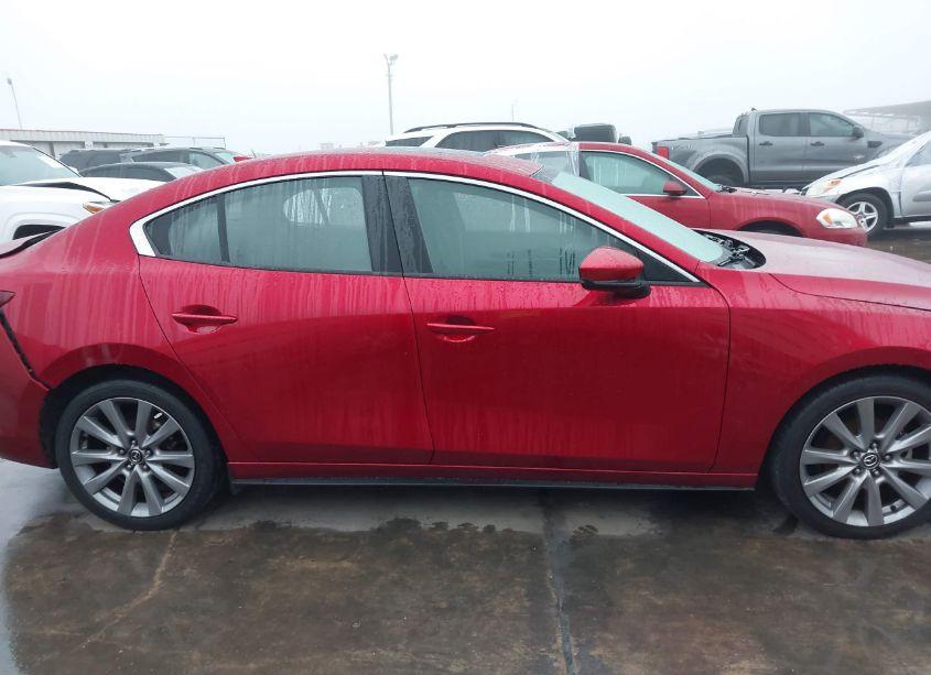 Photo 14 of 2019 Mazda Mazda3 PREMIUM PACKAGE (VIN 3MZBPAEM5KM103837)